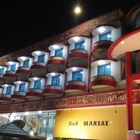 Hotel Mariat Sorong Exteriér fotografie