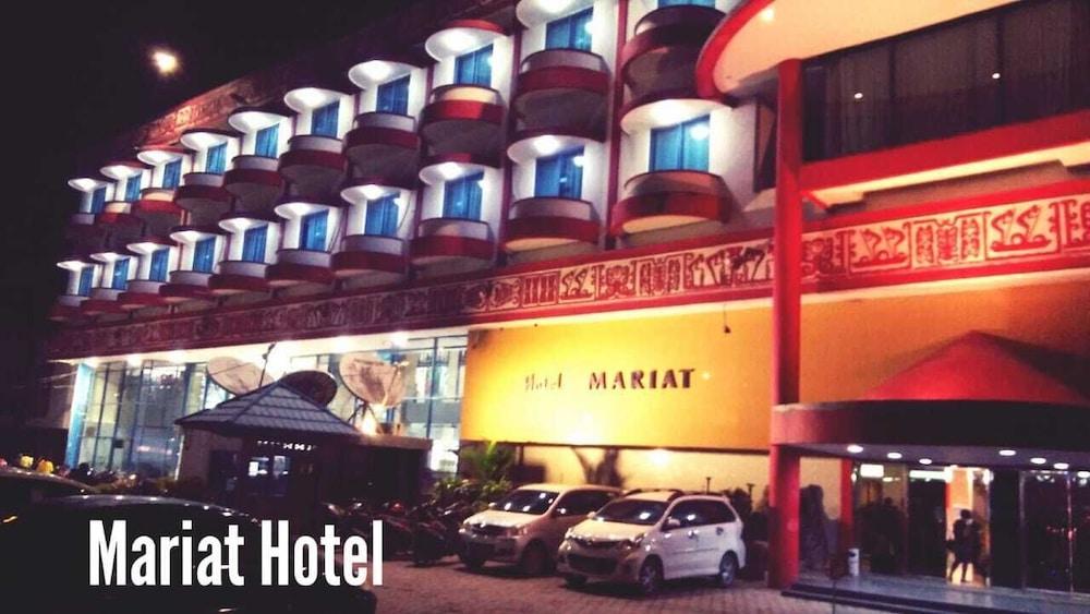 Hotel Mariat Sorong Exteriér fotografie