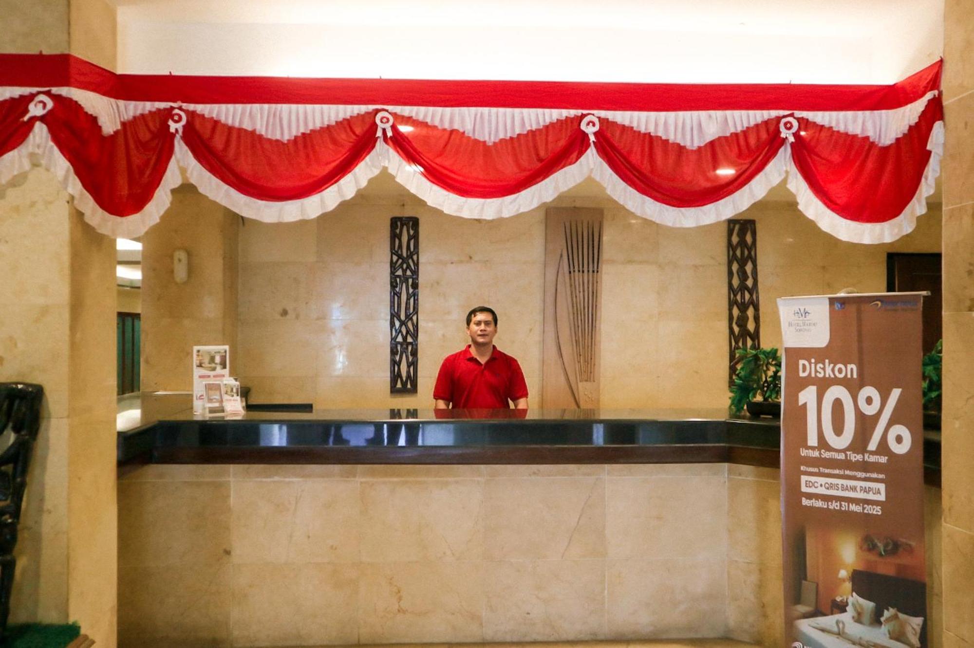Hotel Mariat Sorong Exteriér fotografie
